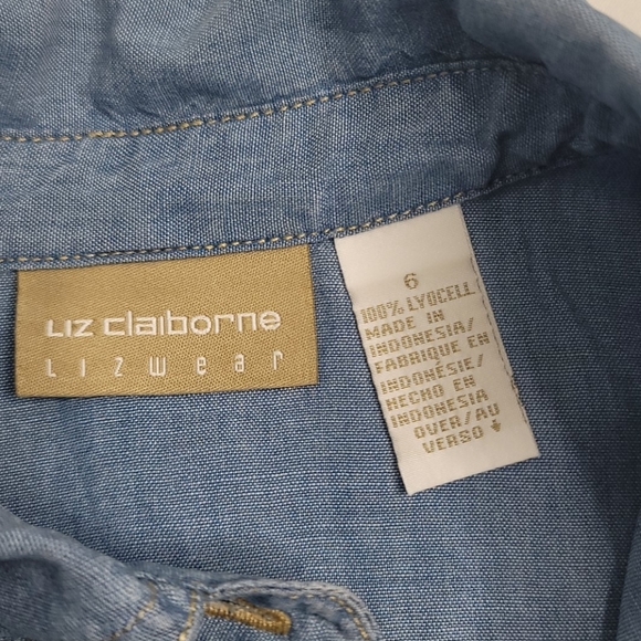 Liz Claiborne light denim tunic top sz 6 - Picture 6 of 7